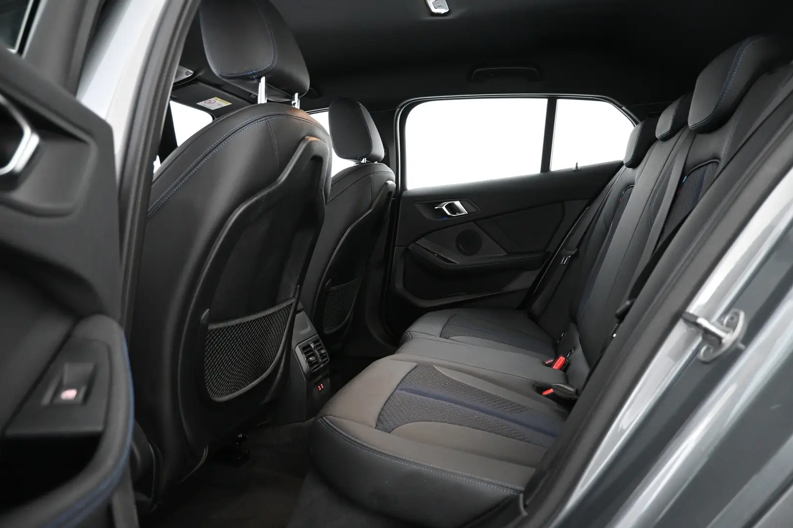 Car Image - 7fHgxNhHOwhzhpLeocwKPb