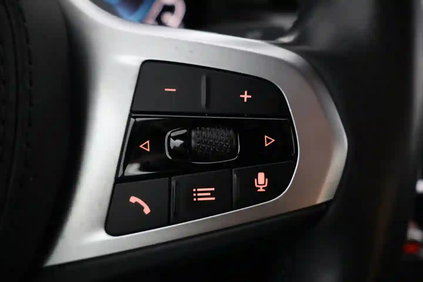 Car Image - 4dlW0SPZk1uF7IrAuai8RL