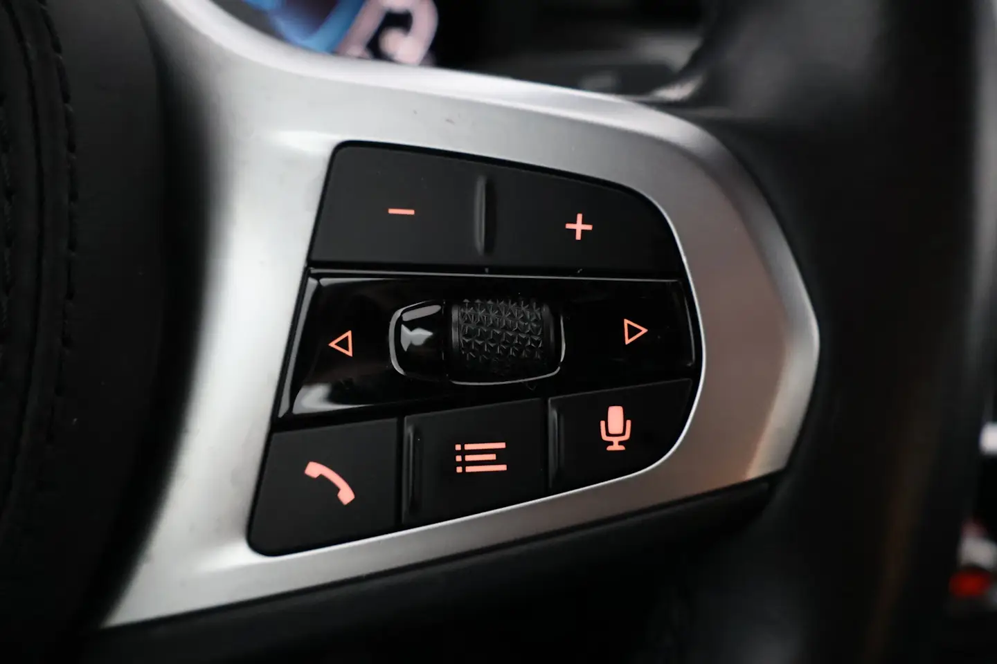 Car Image - 4dlW0SPZk1uF7IrAuai8RL