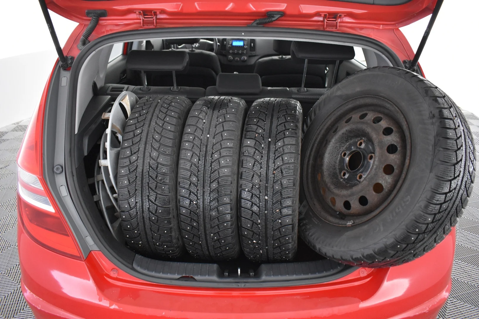 Car Image - 5Q2AhRtiDFgqA5VWR9A5Oj