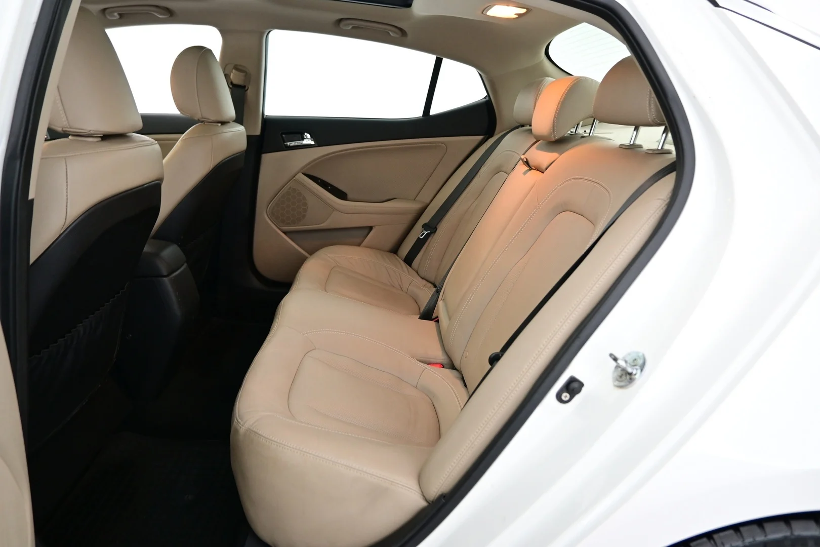 Car Image - 7pHnLydLOznneGtgmAotd1