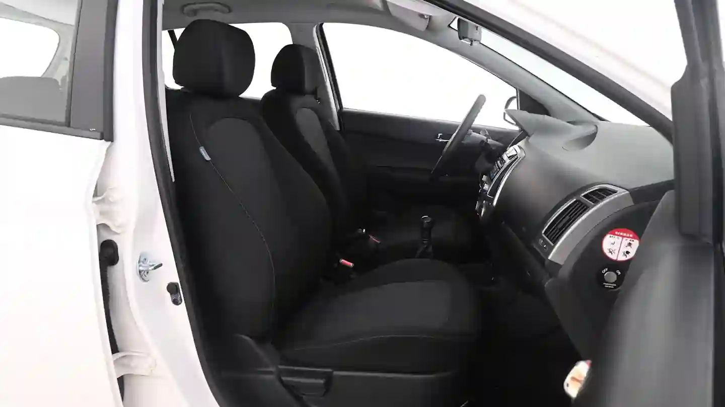Car Image - 16BedodJ9y9XKr6Yy0sbhf