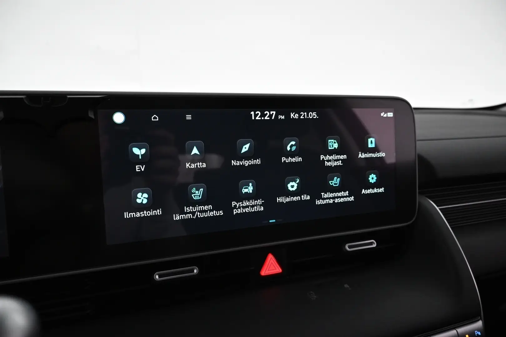 Car Image - 46uEWryf5h9j48cRdEV9U1