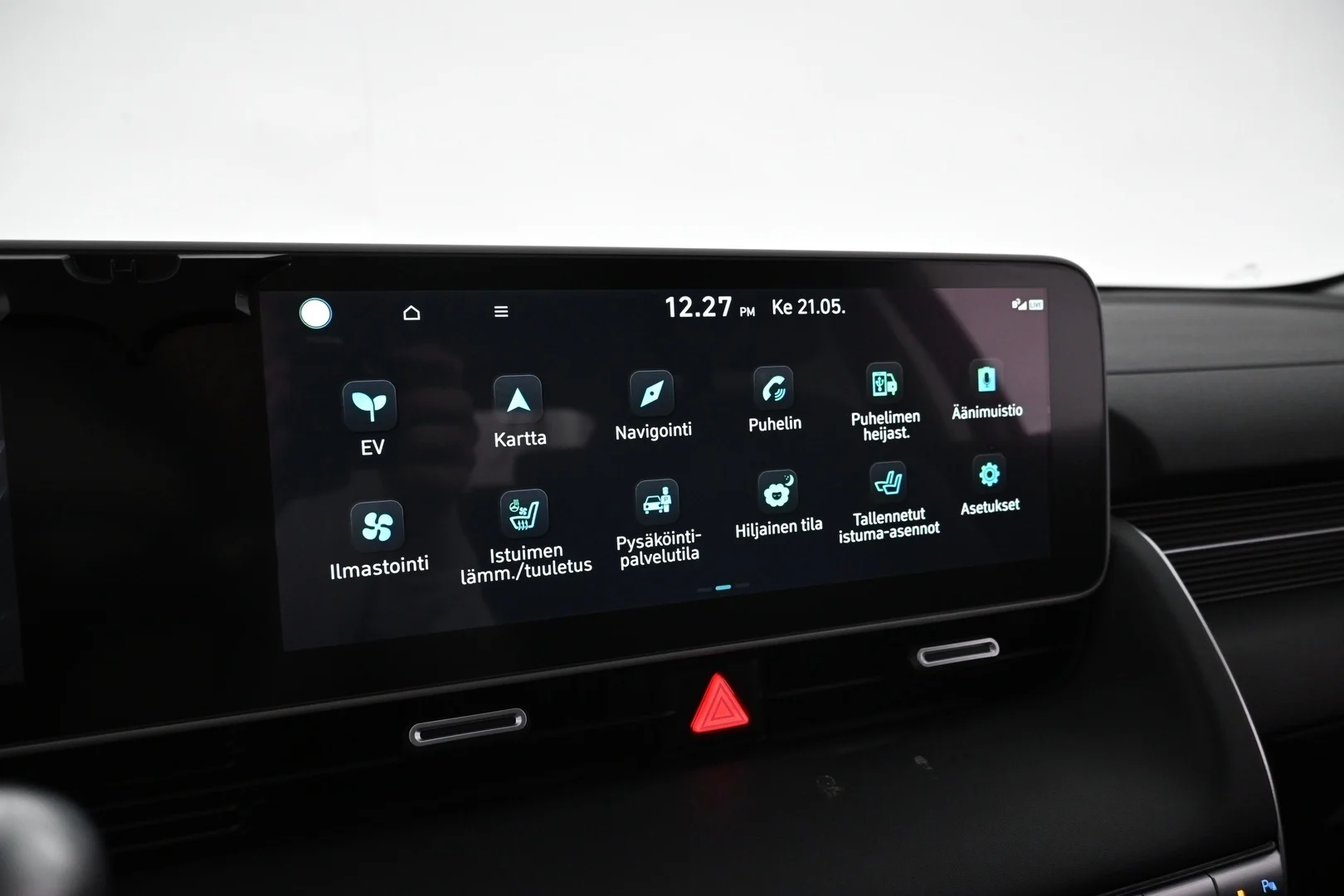 Car Image - 46uEWryf5h9j48cRdEV9U1
