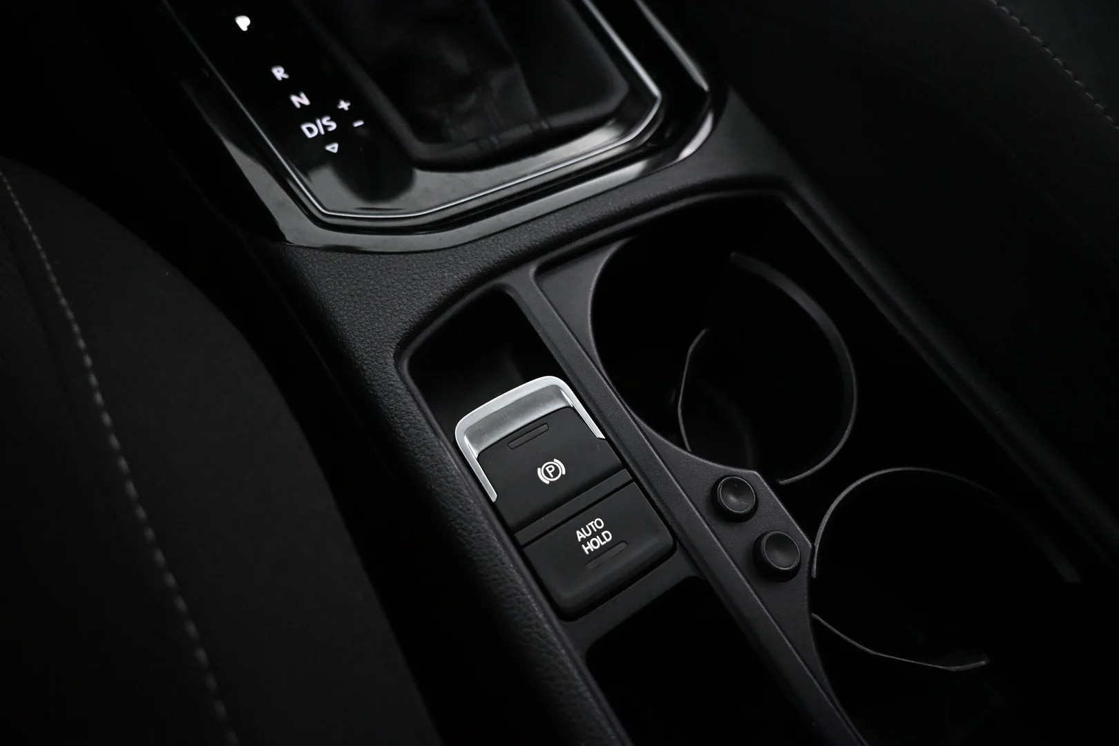 Car Image - aIotCidU2xQPXUOSru4Un