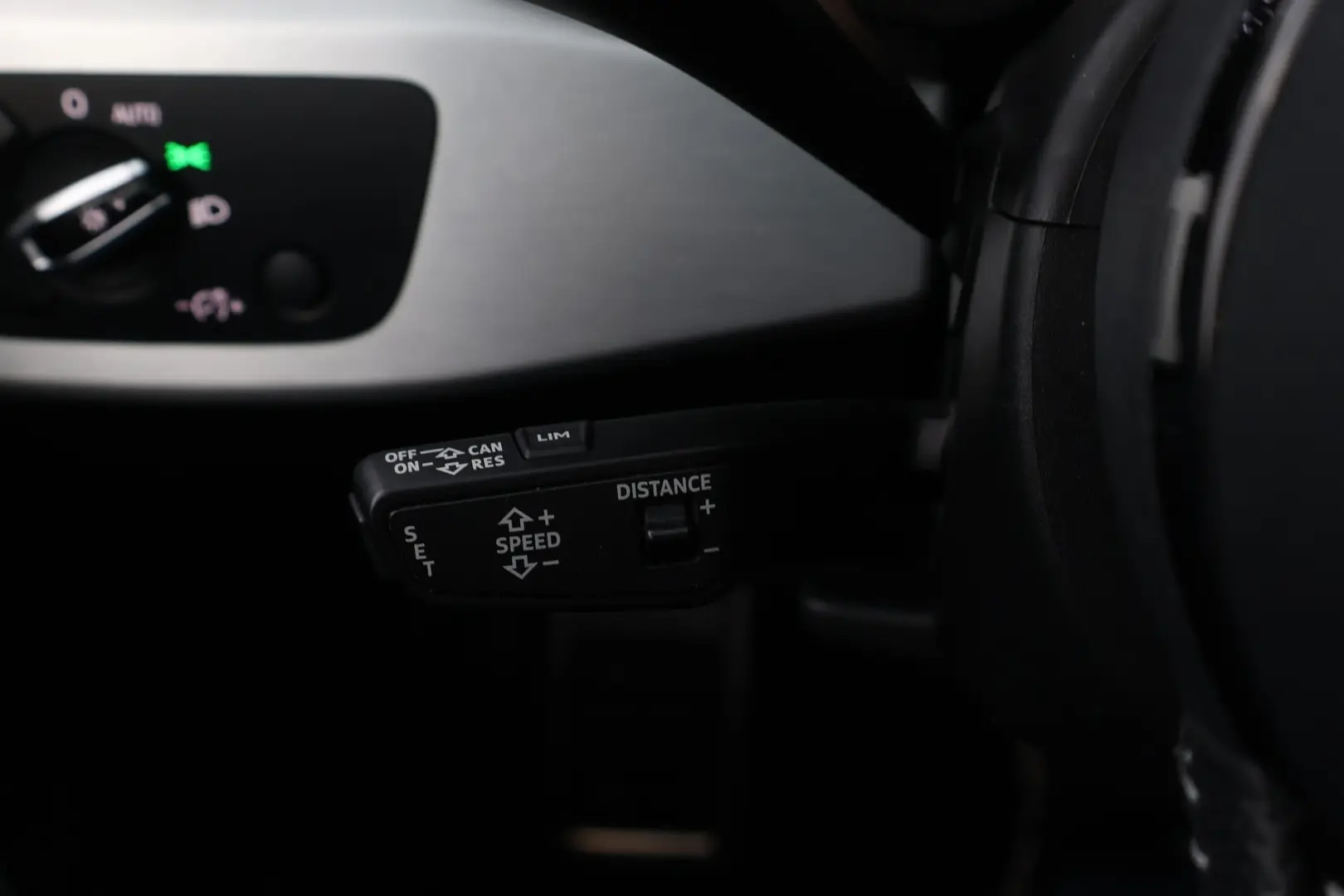 Car Image - 30ww6dfrPnKHOVl7iO23ed