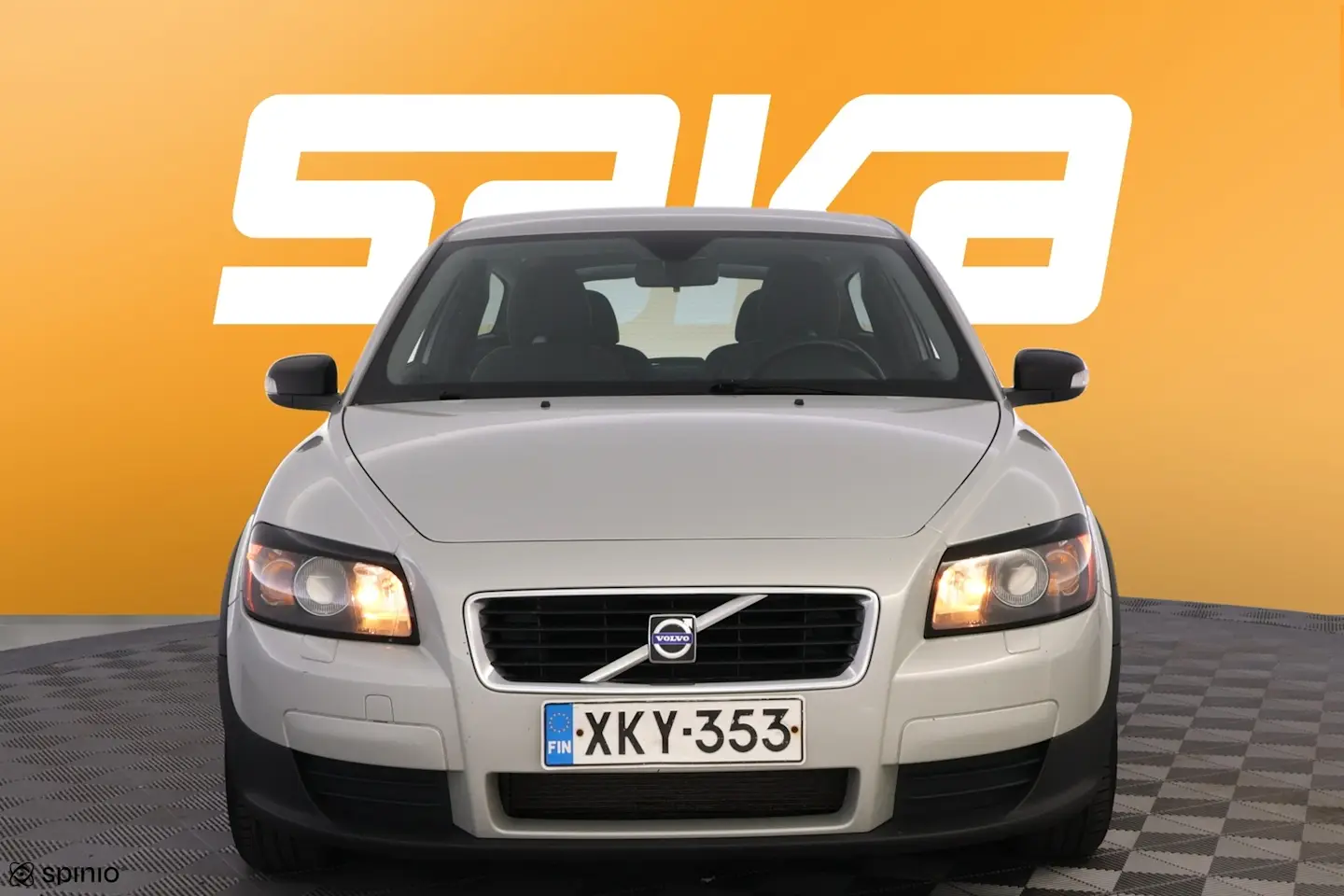 Car Image - cjaL5d8EdaRo0SfDm6rrr