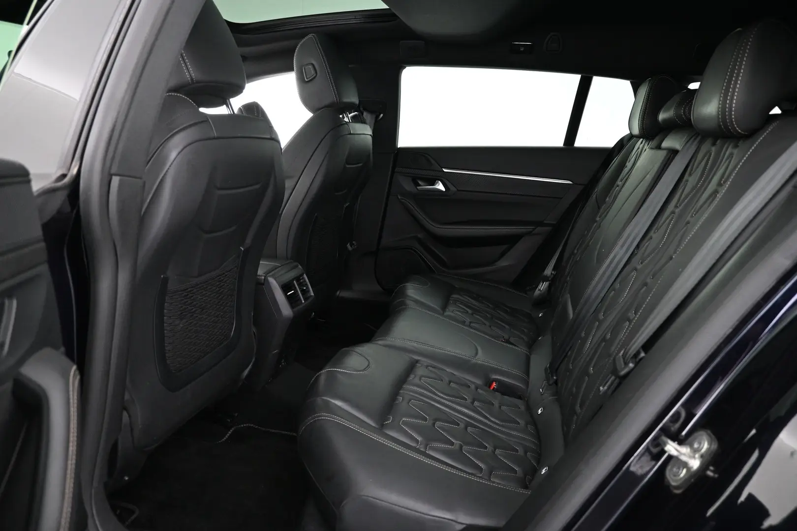 Car Image - KEt3PvyPALusB3xbHYUPo