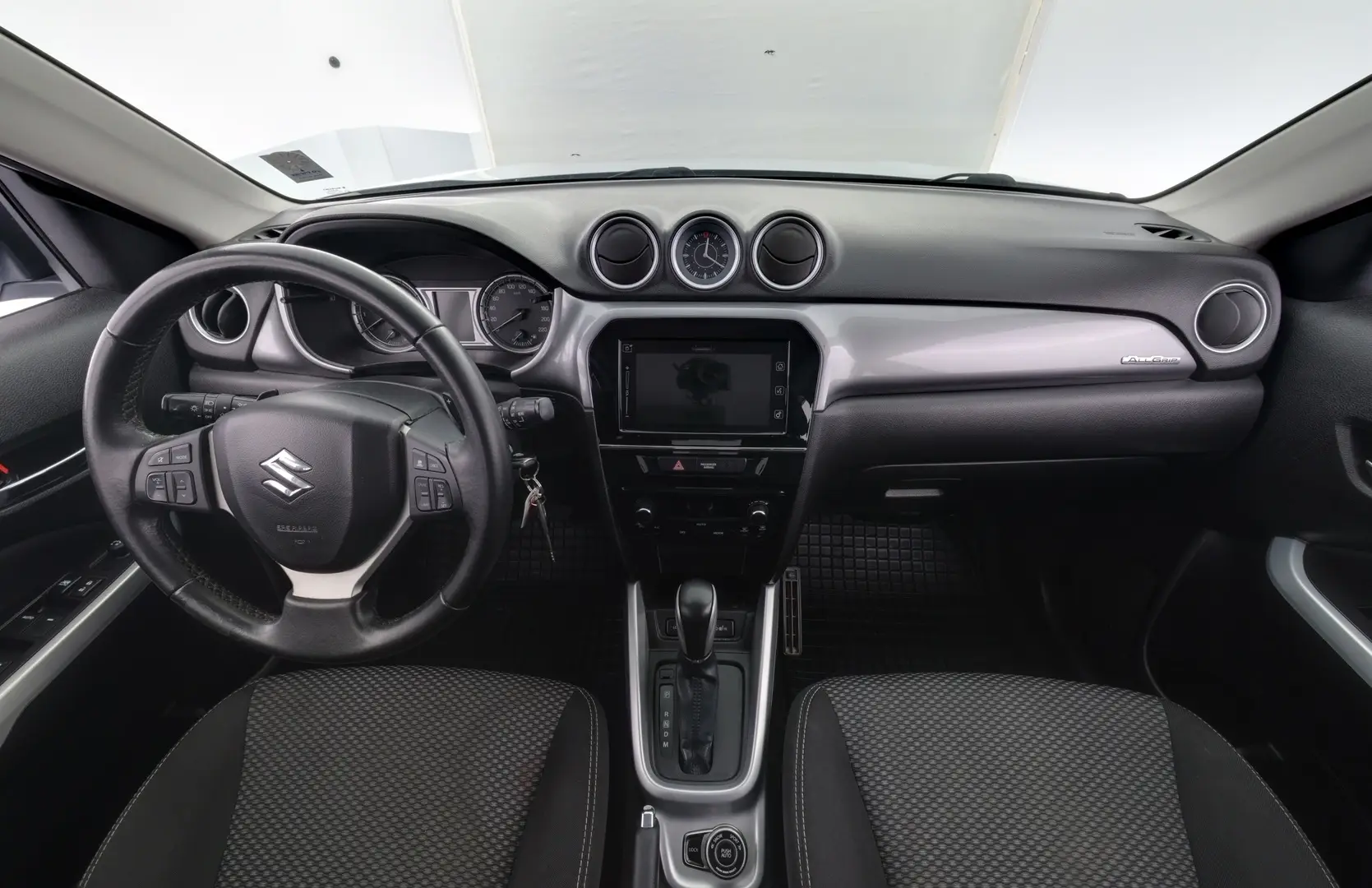 Car Image - LNDLtHXkQynyBfC19vRNQ