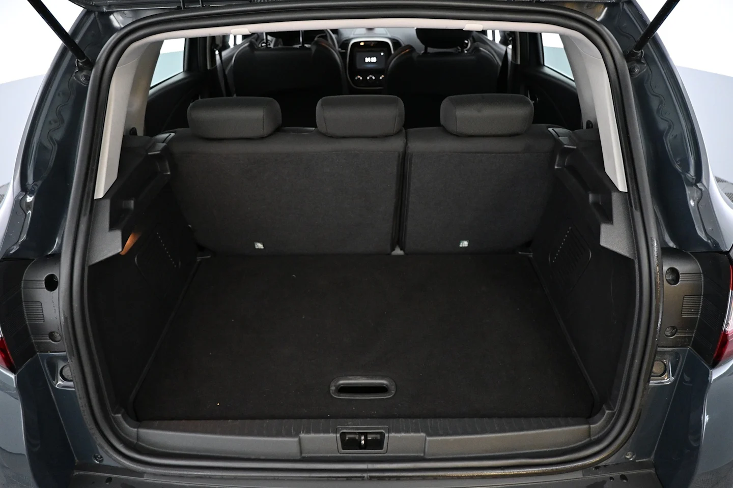Car Image - 6AgfIH89XqLZup7Yc8eEOy