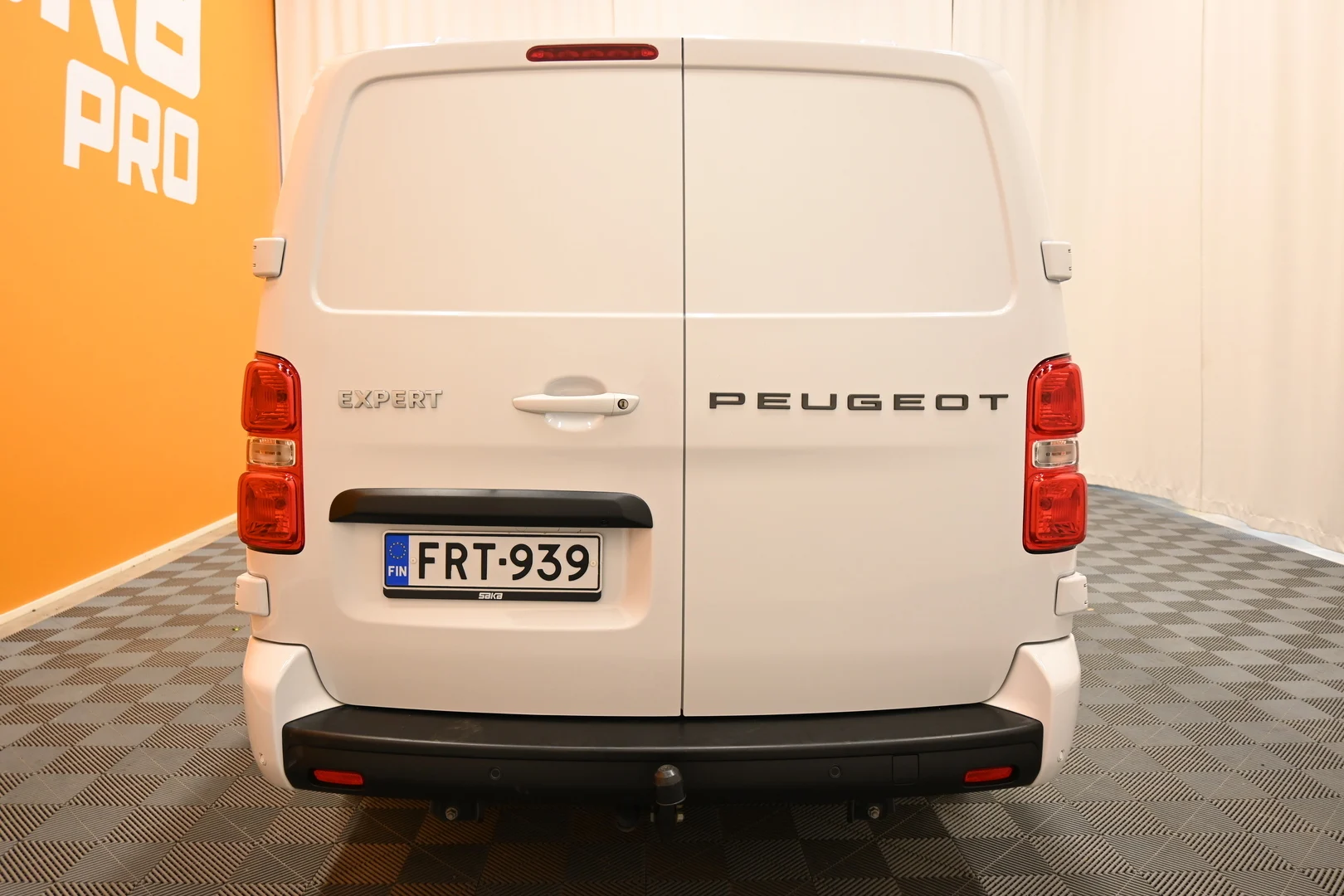 Car Image - 6I4daBv1ClqxrwyozwnNxZ
