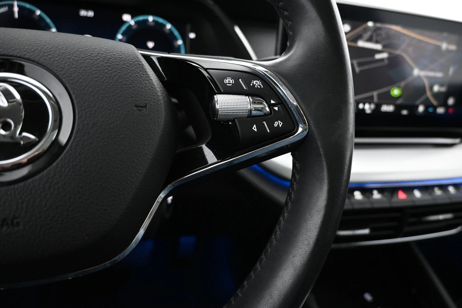 Car Image - 6clsR656LtBQvBN6nY3UTJ