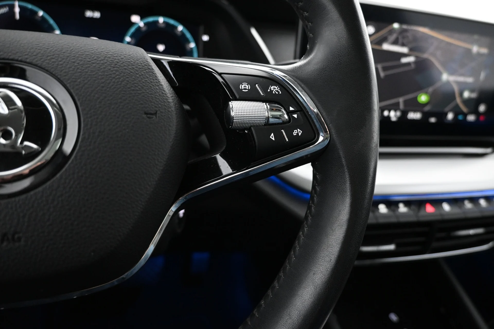 Car Image - 6clsR656LtBQvBN6nY3UTJ