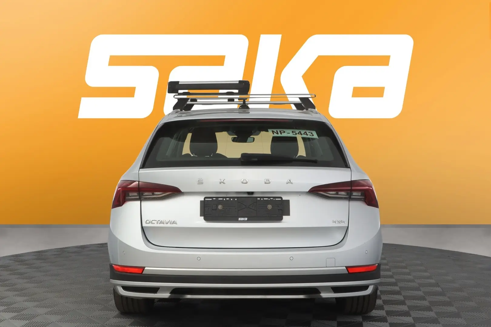 Car Image - 2EfkNSnuqorMw3kbl50LBk