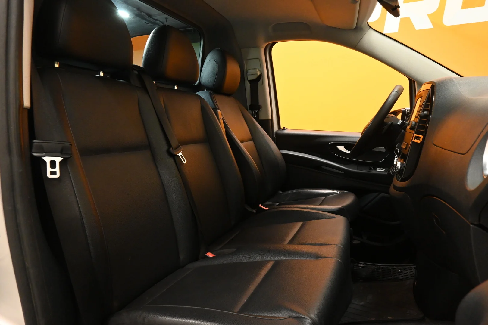 Car Image - 4HzYnRD6zYKN0SsPyLRxxw