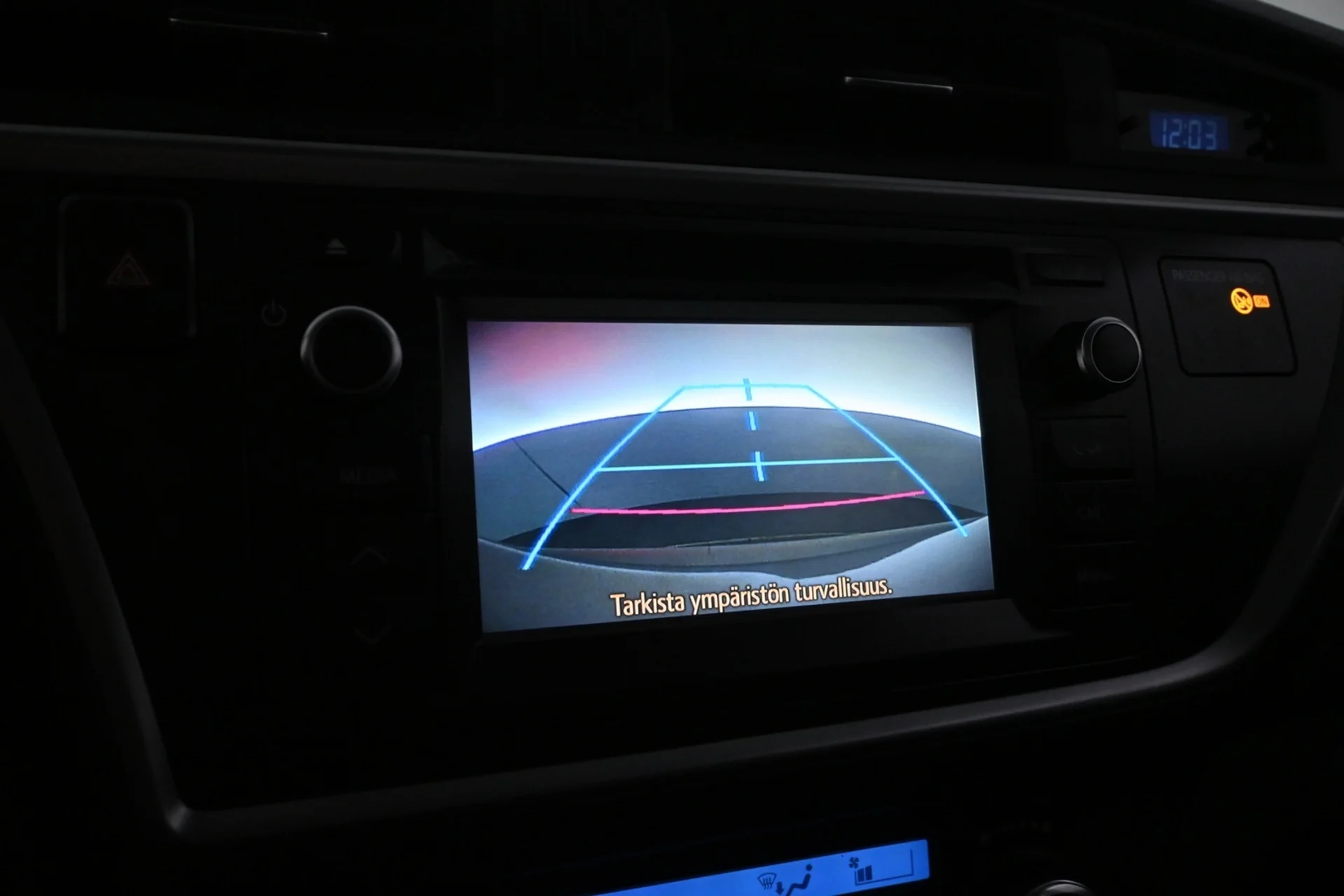 Car Image - Plq1VAdoTmQF0NQ8HYAeH