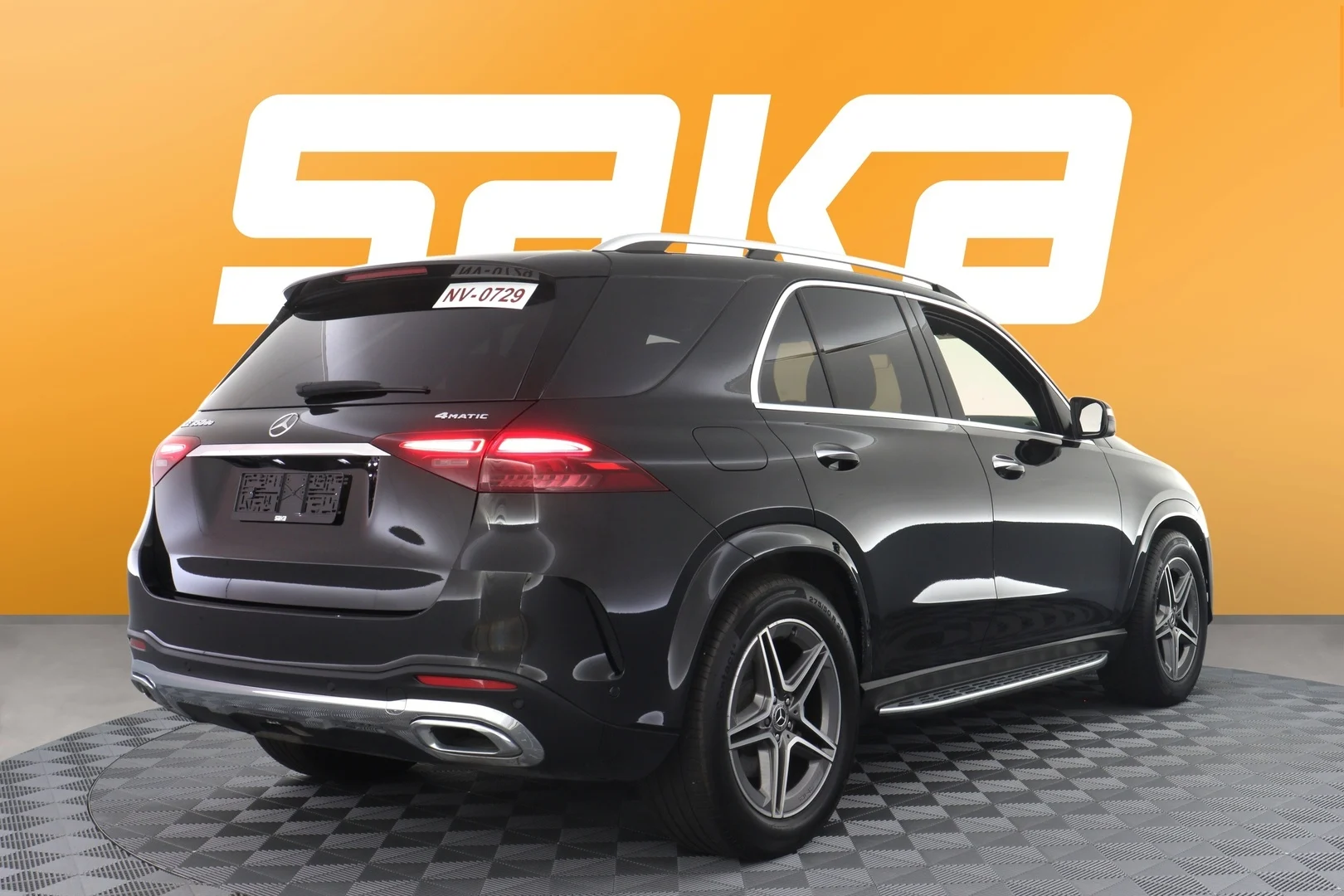 Car Image - 1WNJH7q4Ju8s3XseHfkkMC