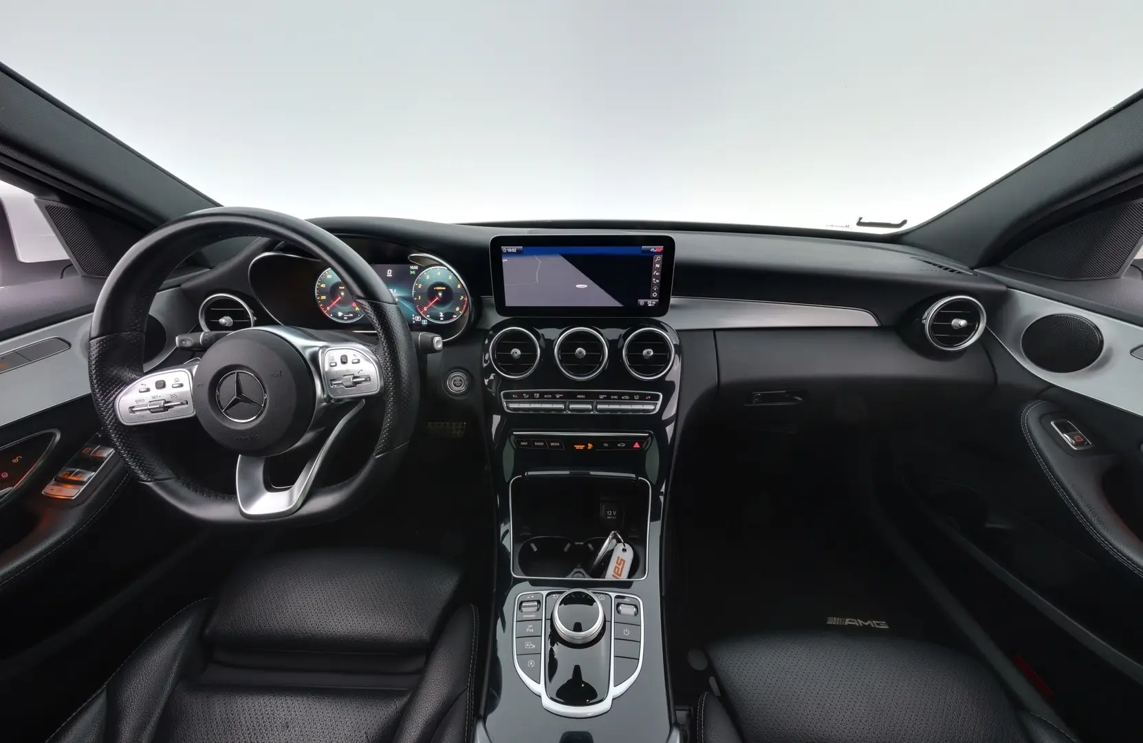 Car Image - 7dceaJsq79MJ0r9req540j