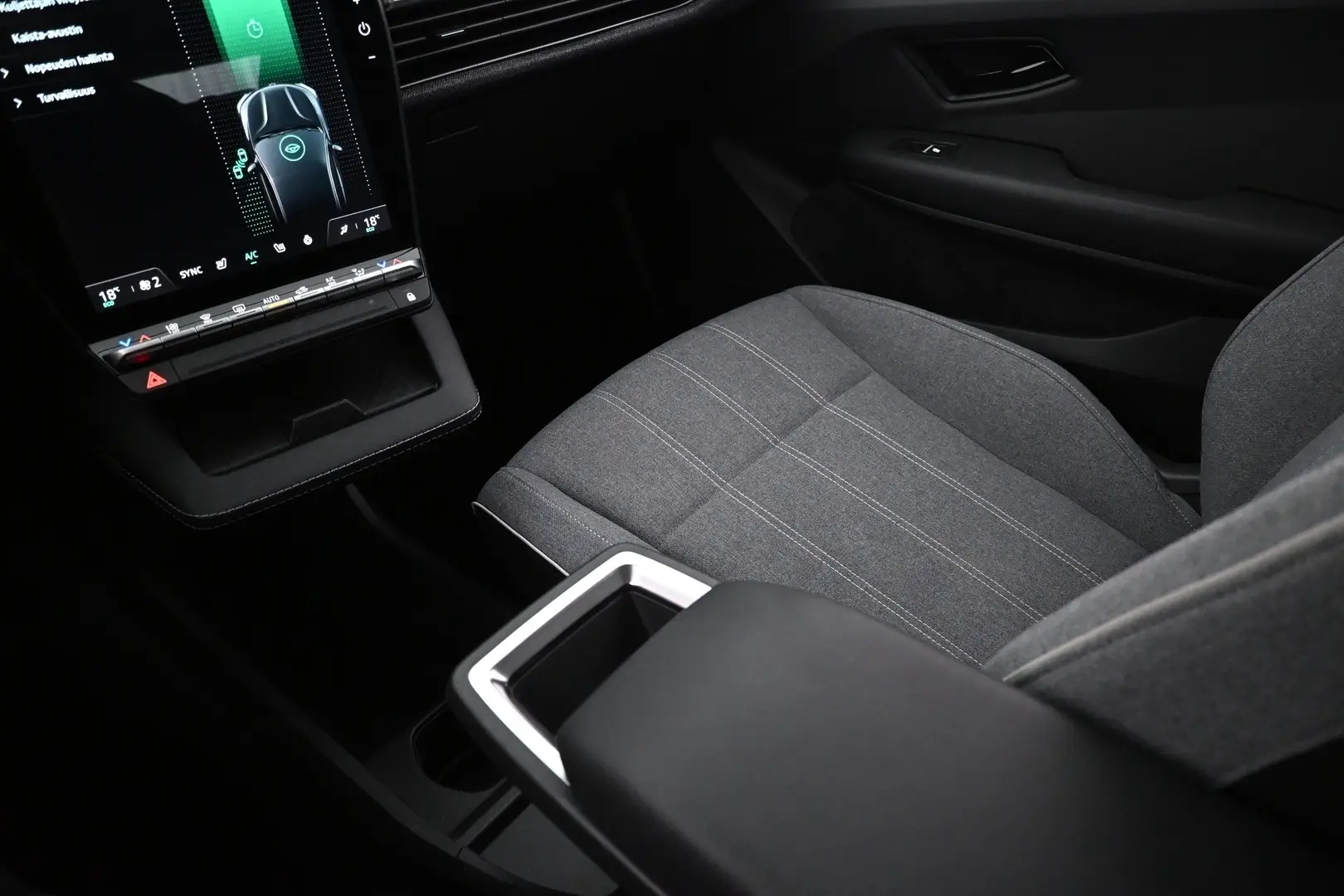 Car Image - 725KKVdHr8xvoeBXhKWeFe