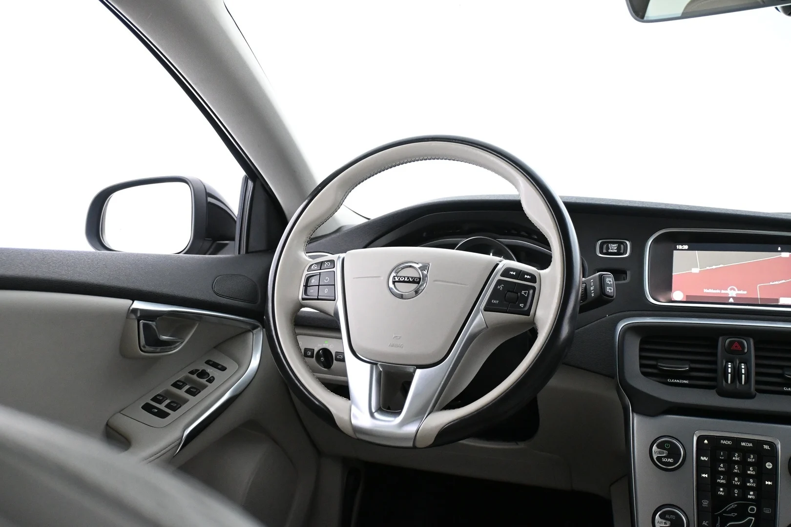 Car Image - 6gnxFVjbNKMKKlUKIBYwUH