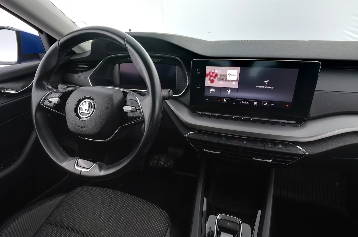 Car Image - 33MNkhqFCp1X91UKKOjfUF