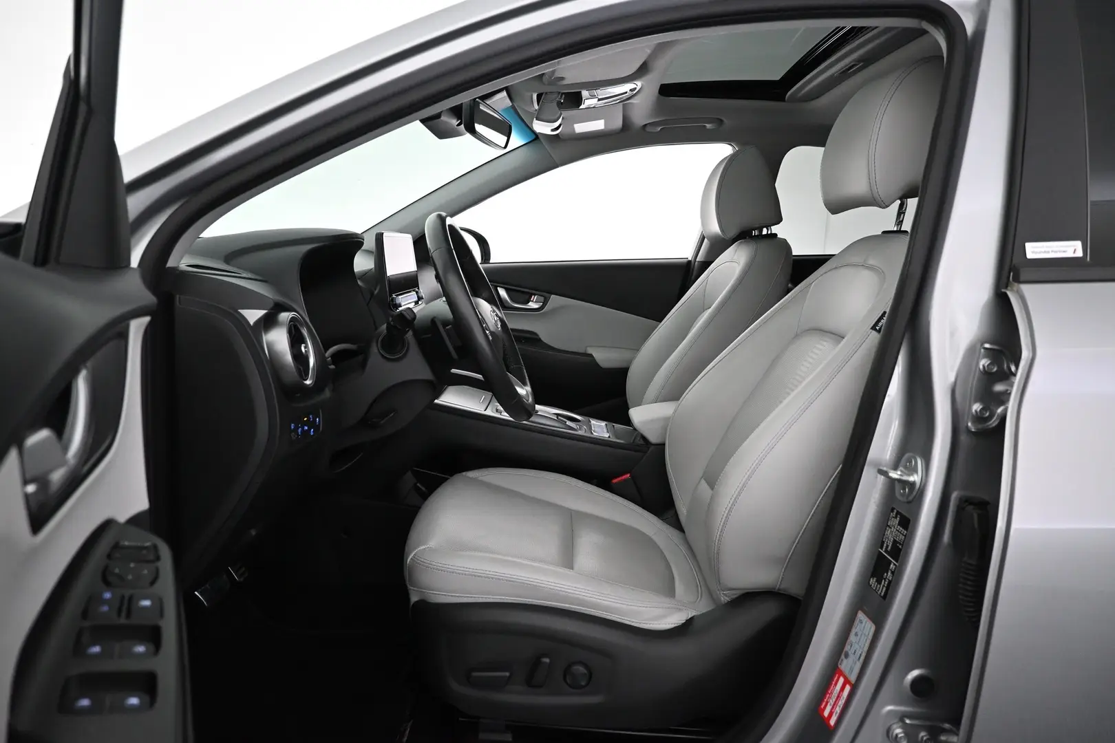Car Image - 4eG9CVeGkEkZfXiSs9JIp6
