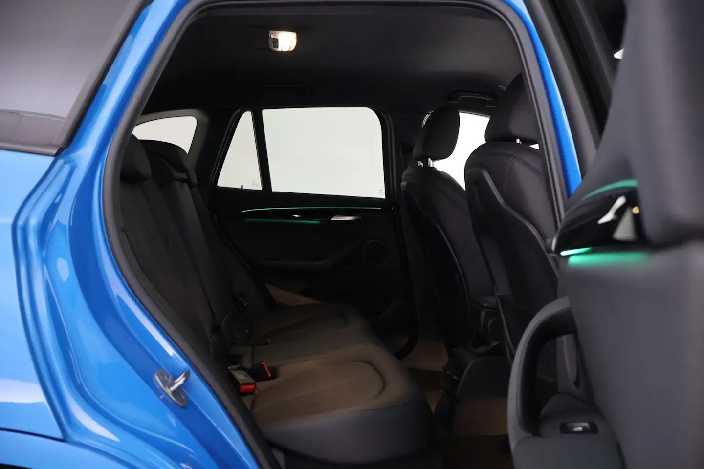 Car Image - 28OmVtr81YY9QiInBpXyv2