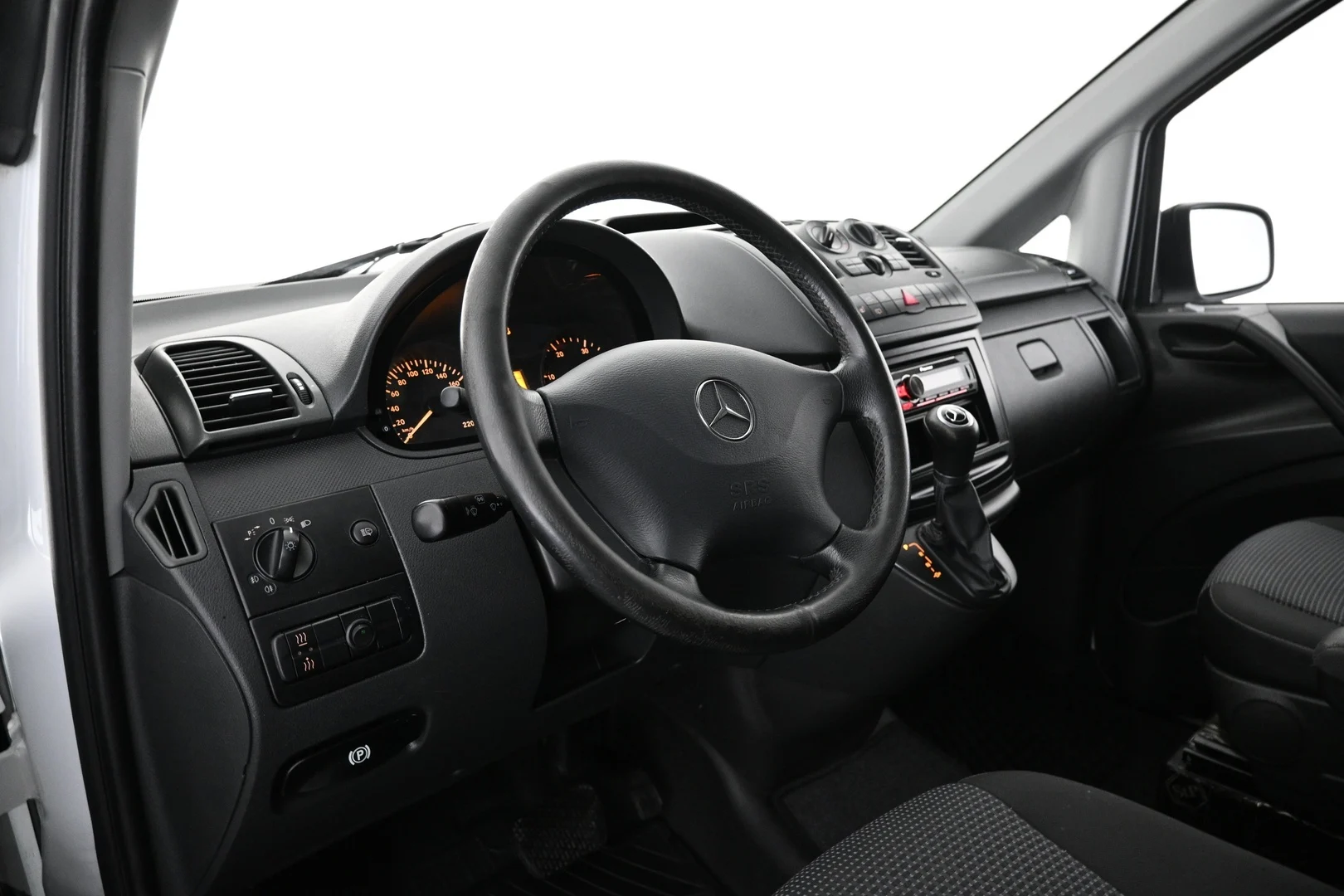 Car Image - 6jH0OLxP9HXDXv2yn1zeo8
