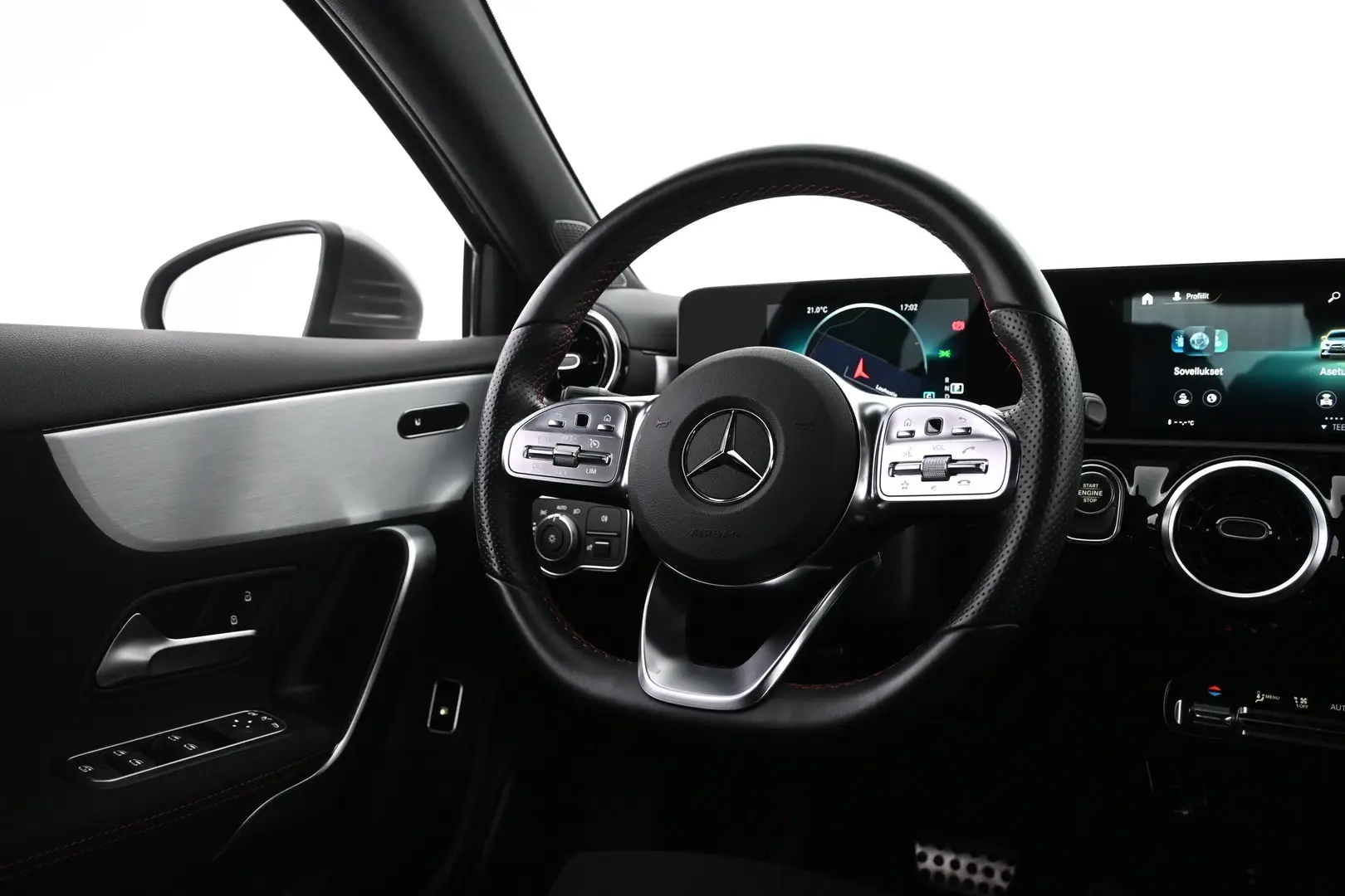 Car Image - 2YMbM2MQFOEgE2jTcjUrj