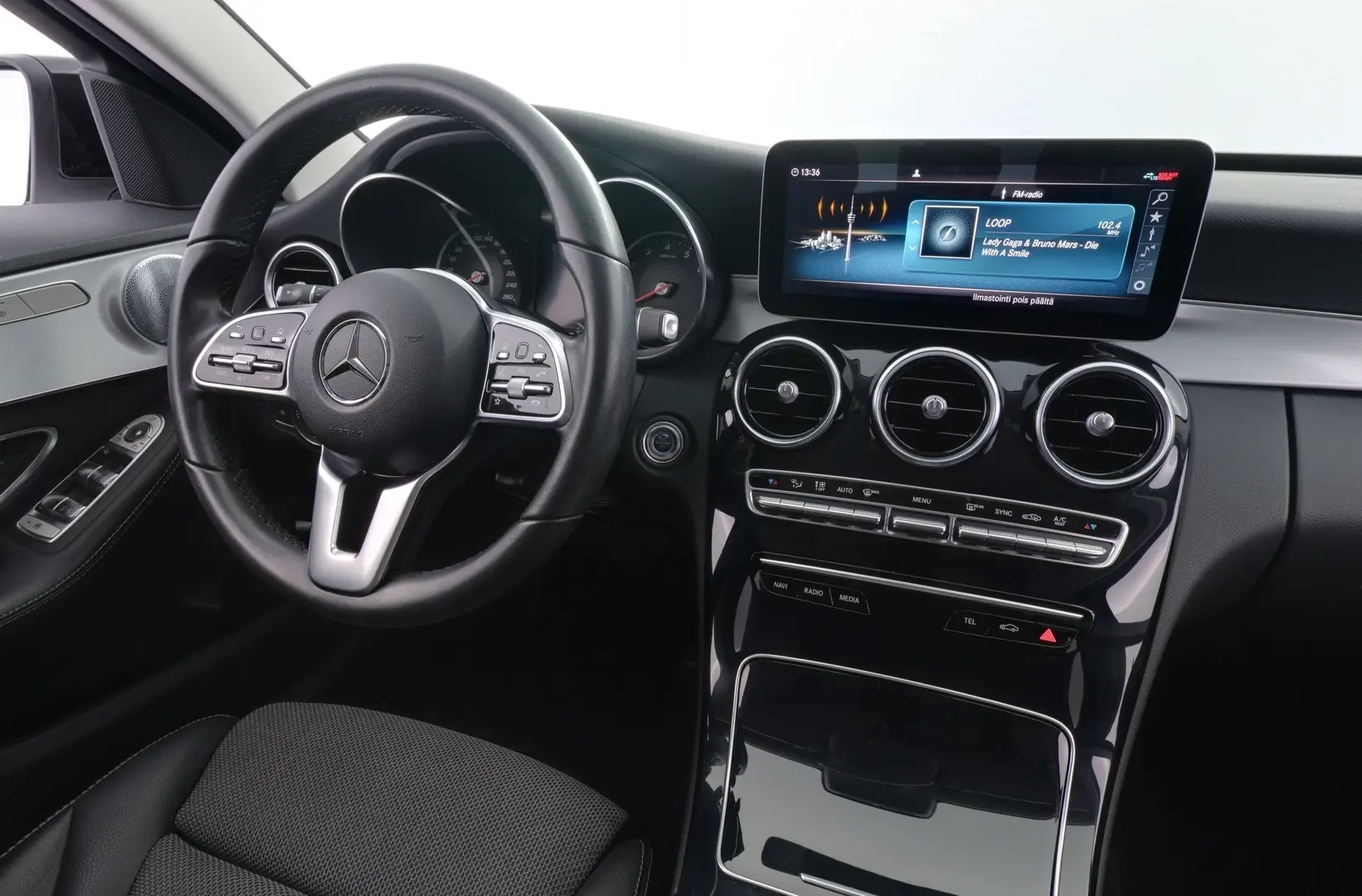 Car Image - 2iBr0wtzMKswZIF3AvXpNe