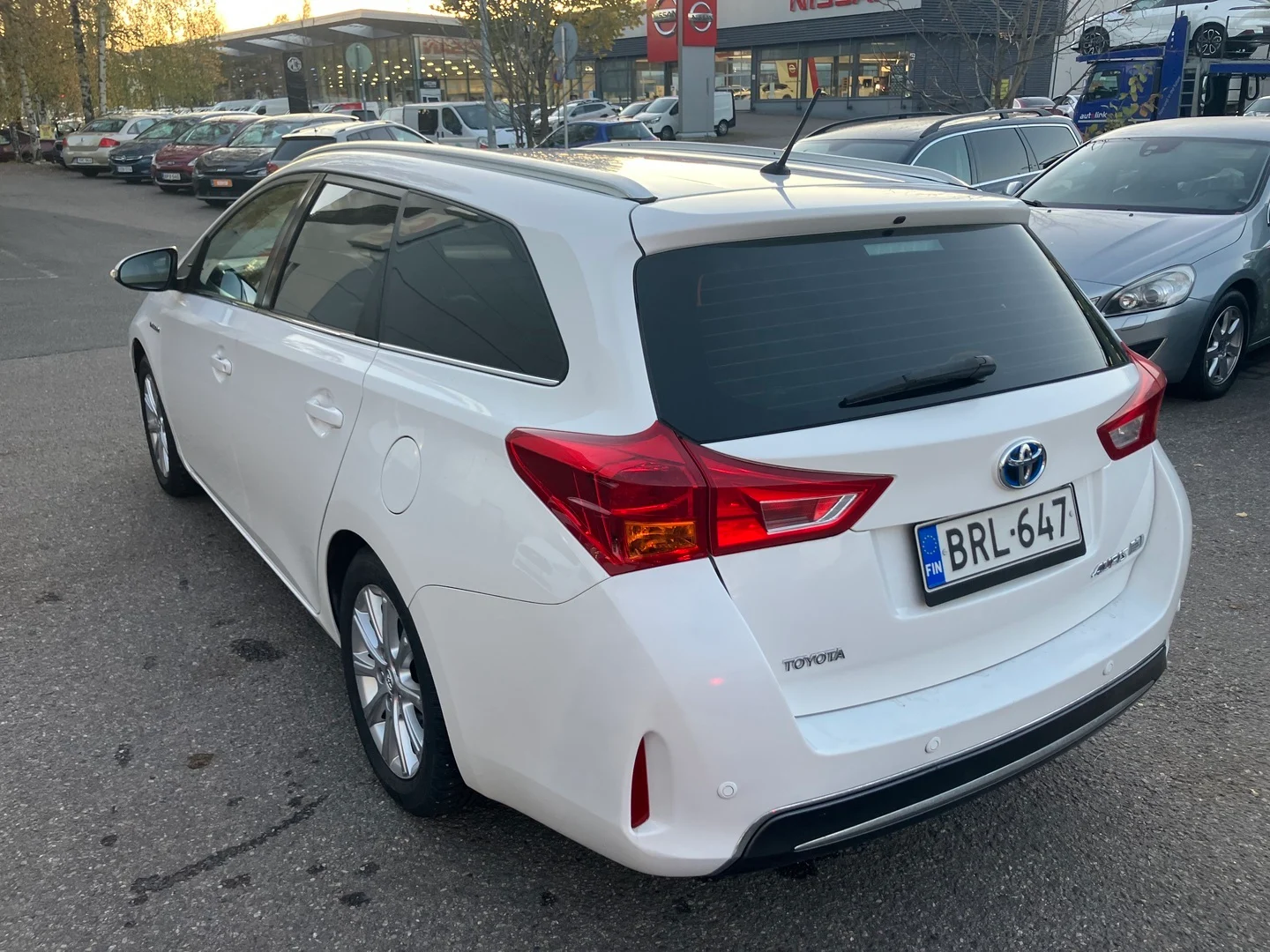 Car Image - 6V6UbkLxJXynuZOvkYvkNR