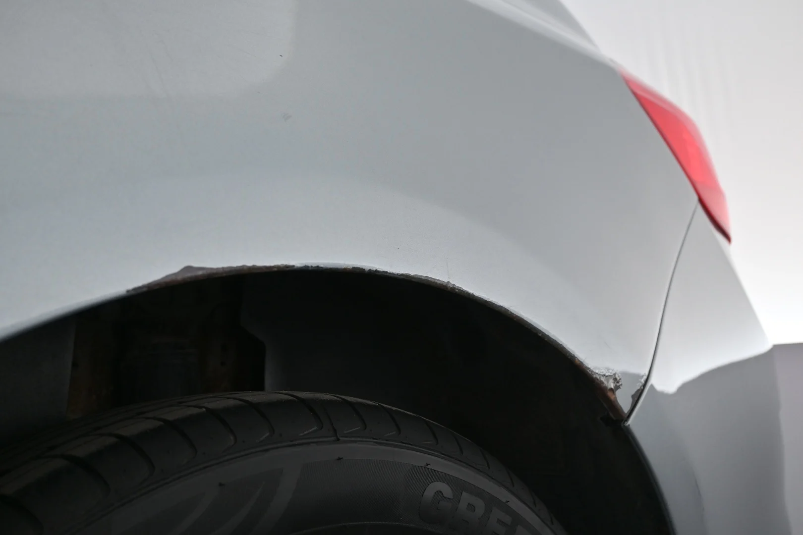 Car Image - 5kIZbr6xlzjHoZORfNDLzn