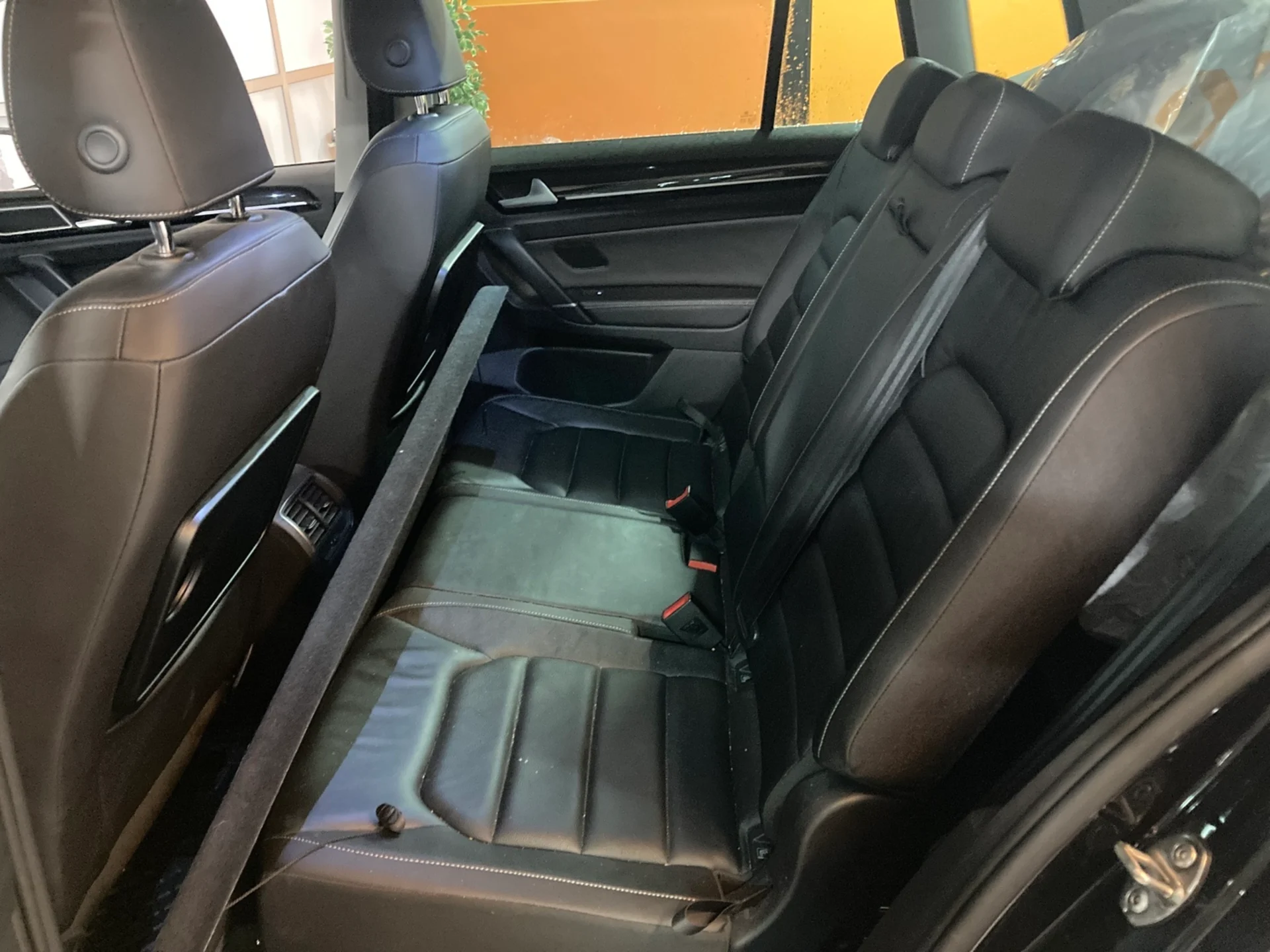 Car Image - 7nYSH5cDk36ER1x3enOOMZ