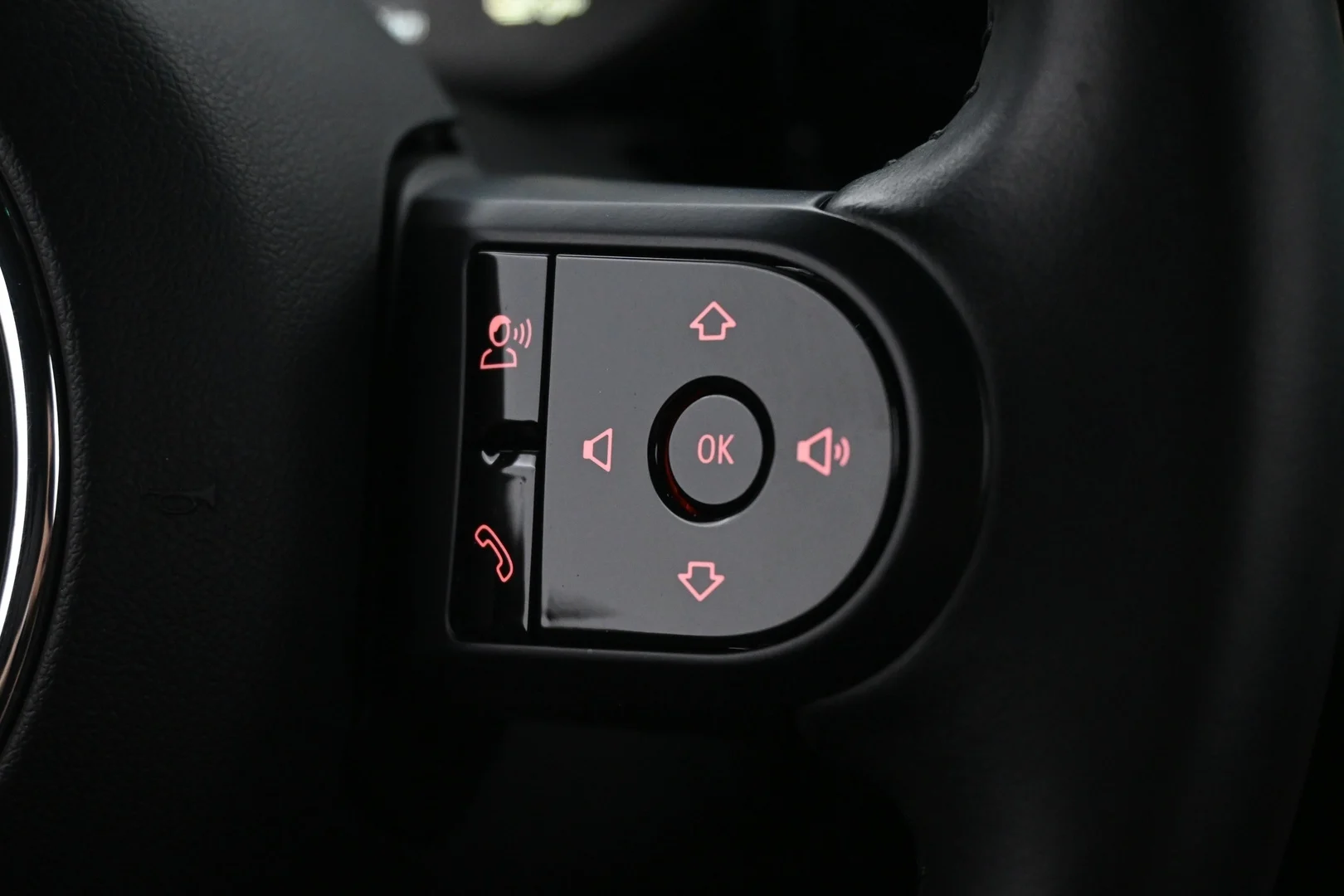 Car Image - 74bftM1mEU7pDPKpQEI2hU
