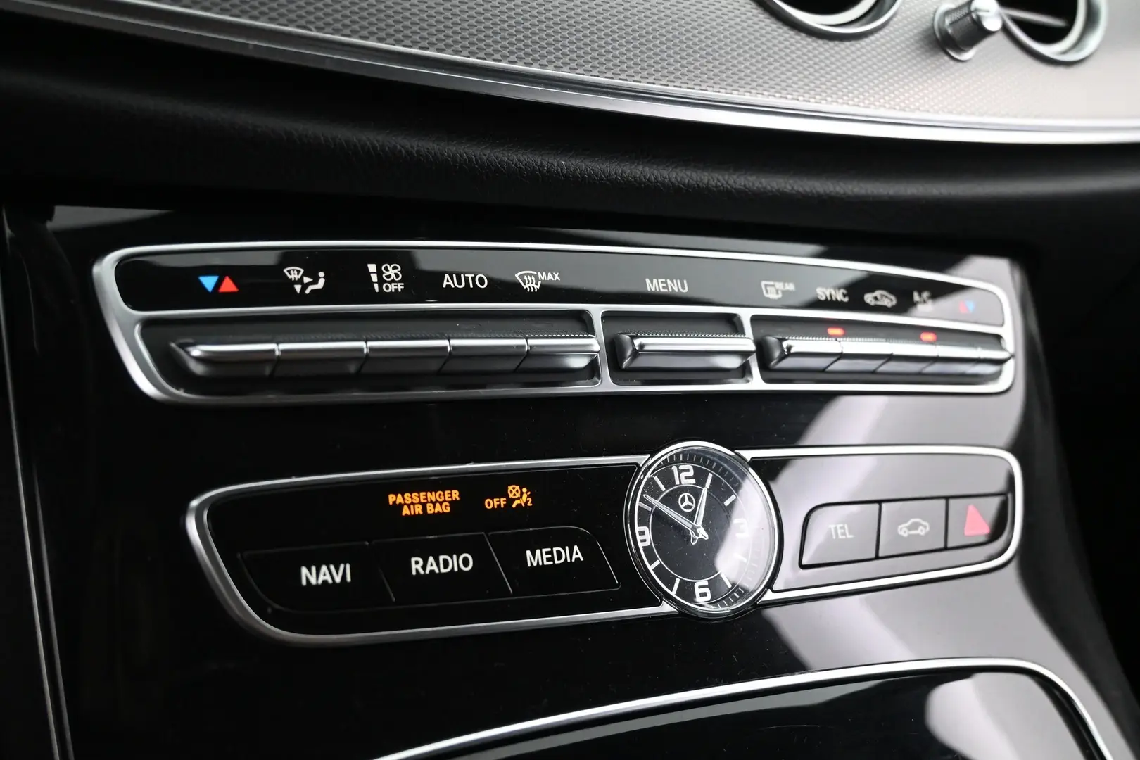 Car Image - 4tVp0VgP9OgwdiJmDYGnCe