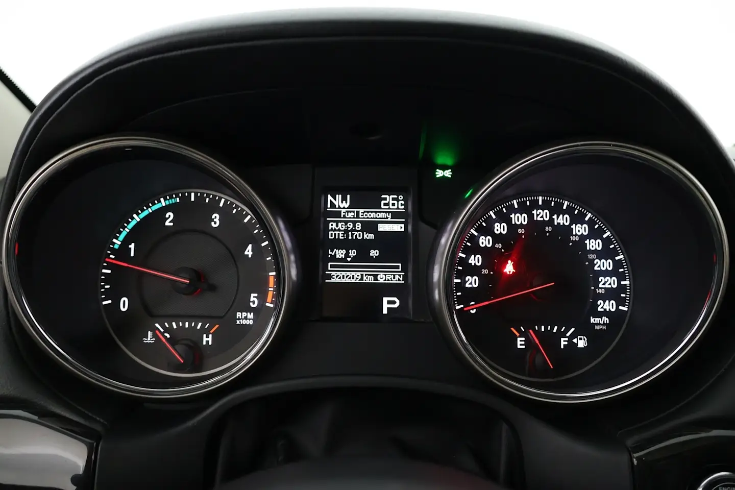 Car Image - 1MnMRlhWkbDMIVkj03IXFf