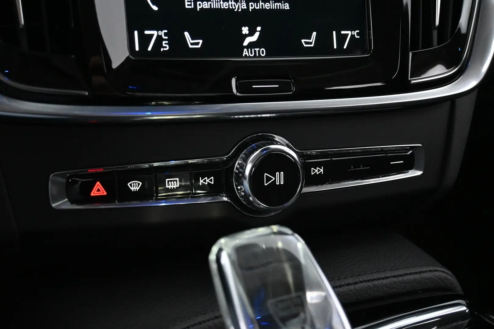 Car Image - 4uLOA6FoYHQVkZE66xZJoT