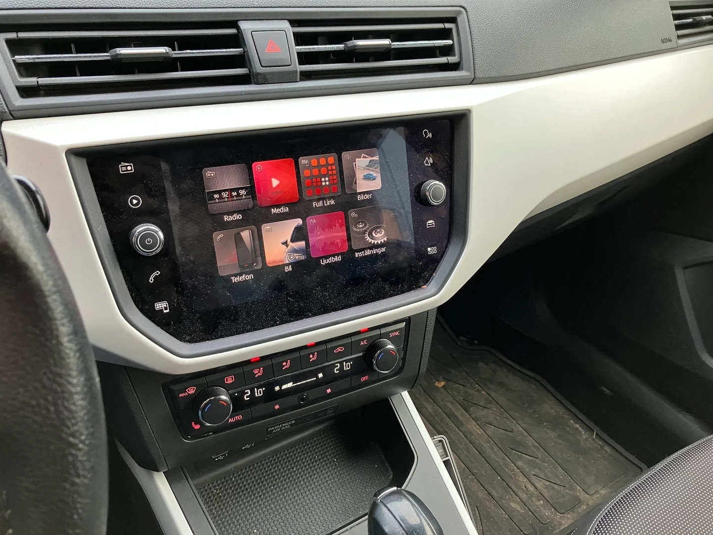 Car Image - 1rBDHccU4HOzTvb6MdFkYT