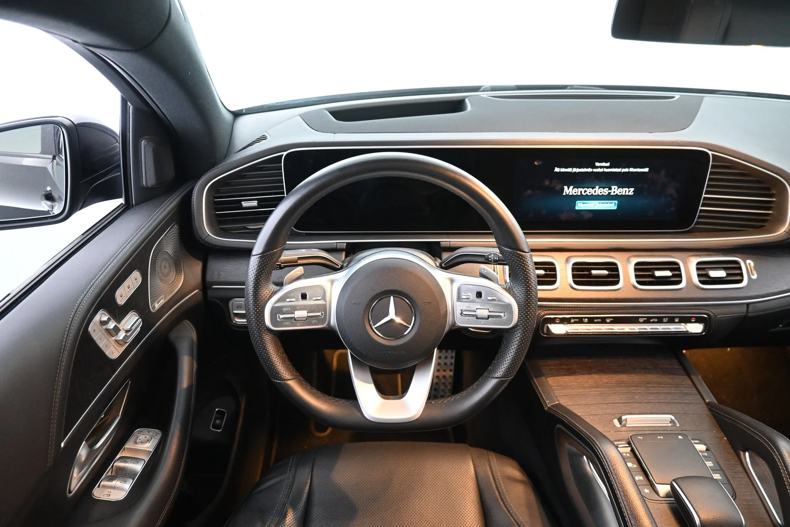 Car Image - 2M3QjsYRdrUYb09t2M7Qha