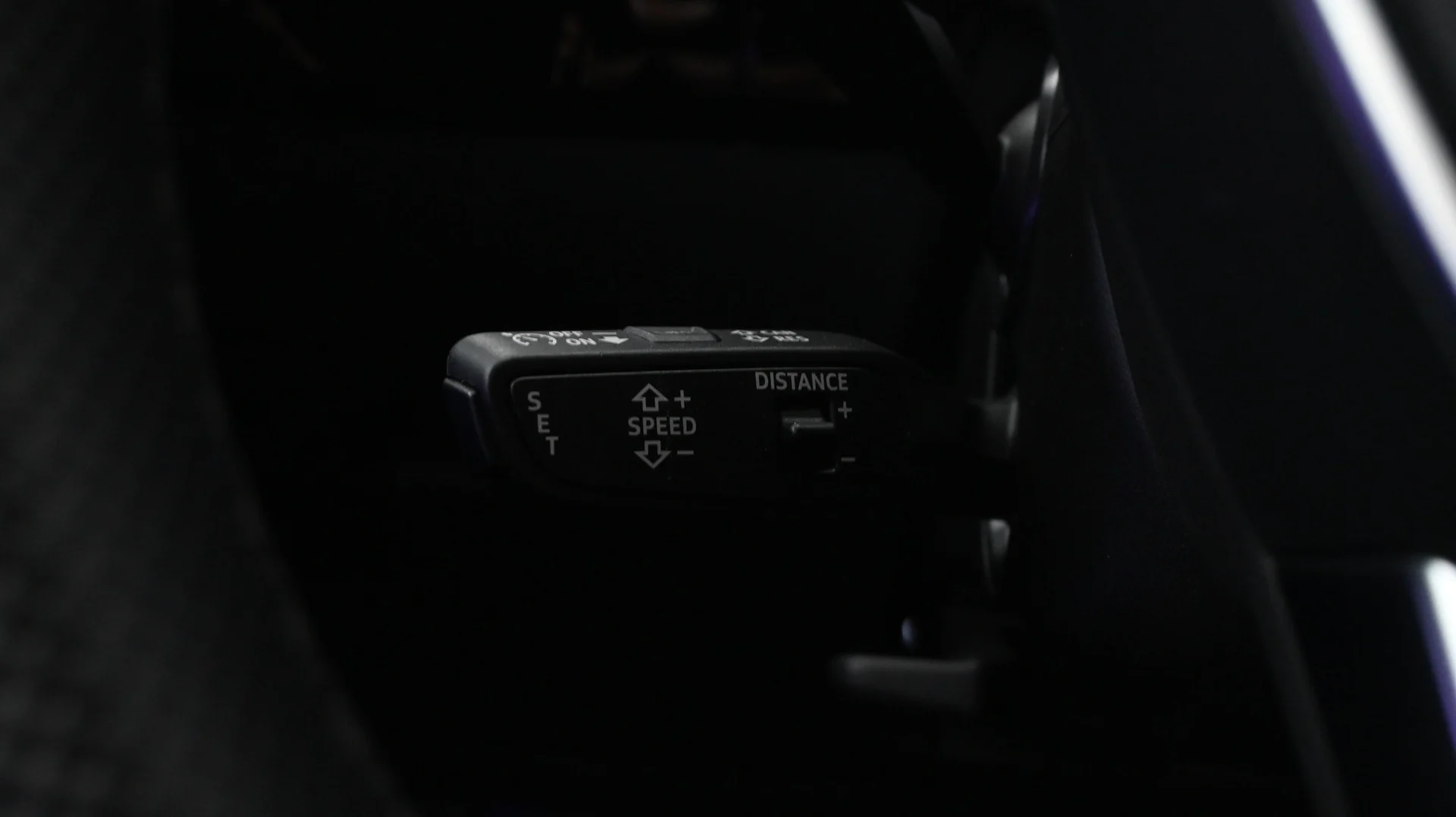 Car Image - 2Ji56n4gU5OsKzdobDPTuK