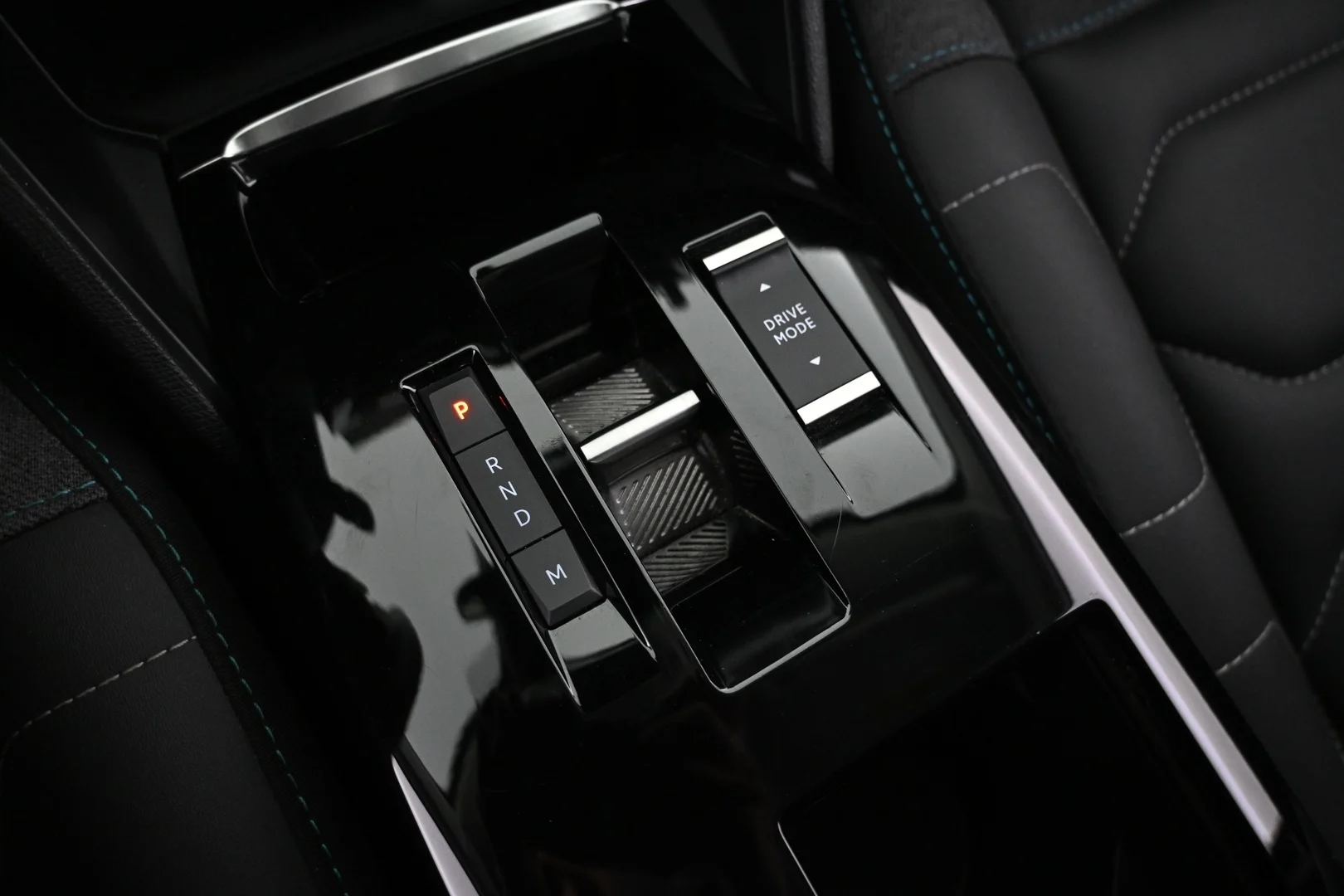 Car Image - 4R17RVQGoqZ7iE3RxXkTJi