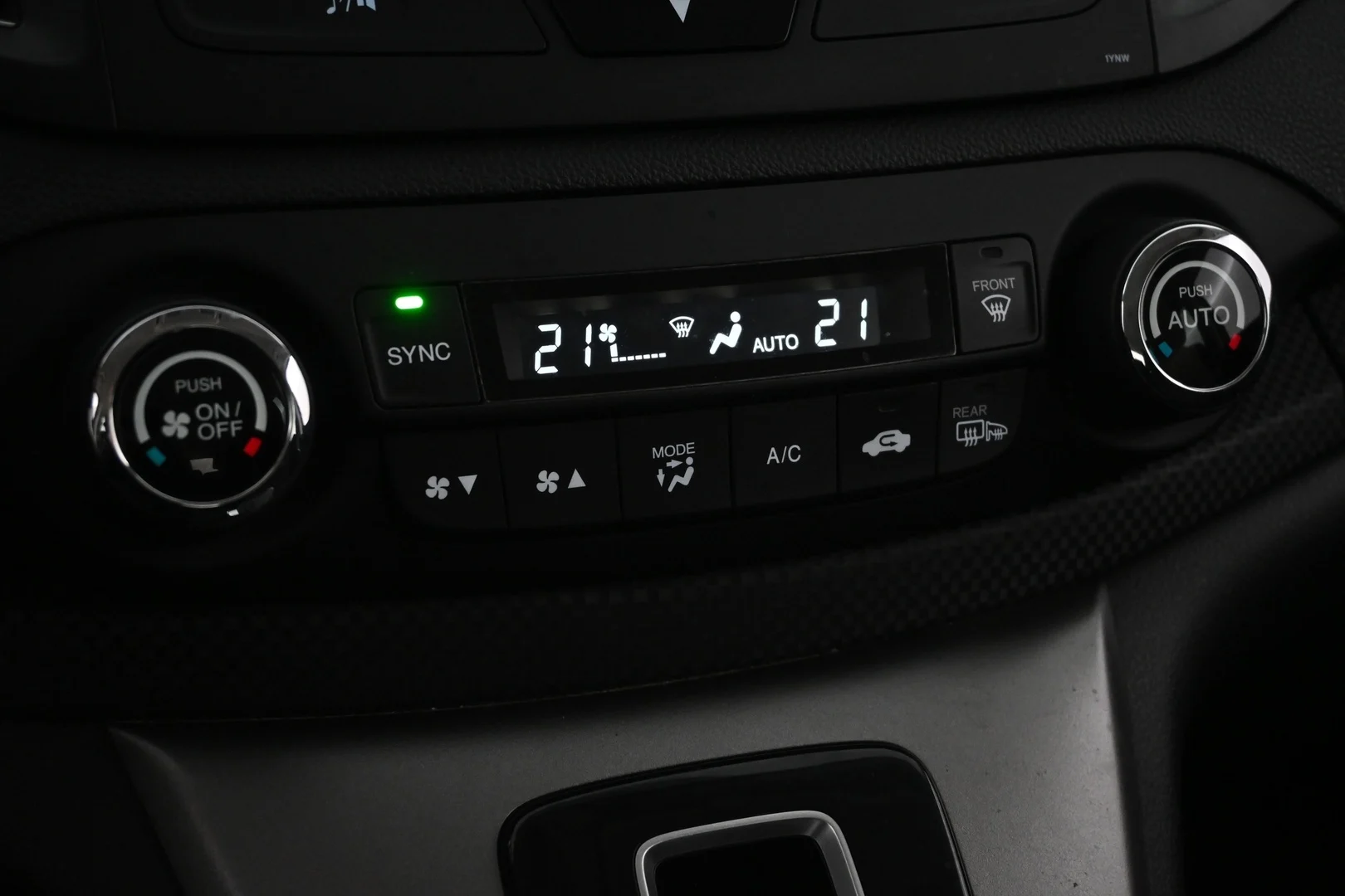 Car Image - 3PGJojqnDzNG7ZZxbNtWA1