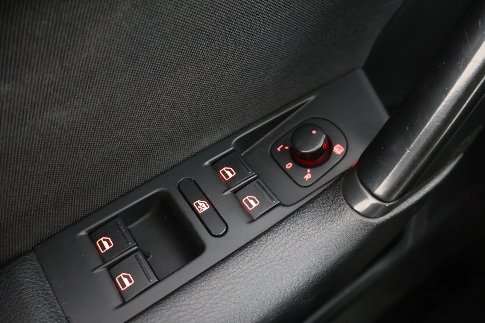 Car Image - 3KcYDumtuYvAYknBY01k0y