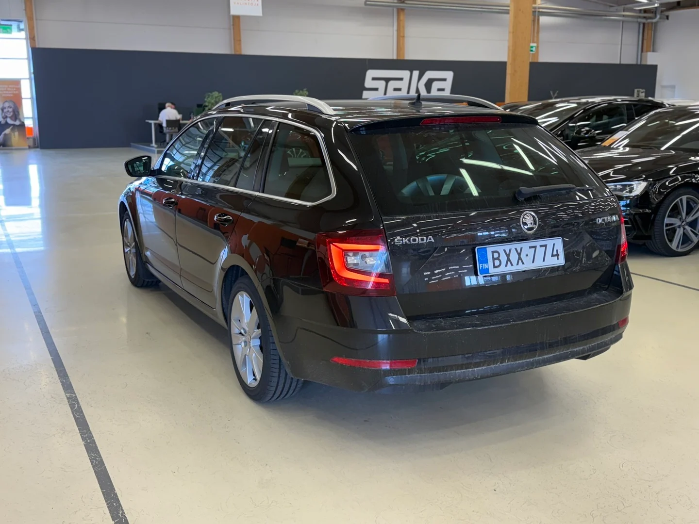 Car Image - 5b62JuKMfRYcHcDSHdvT7n