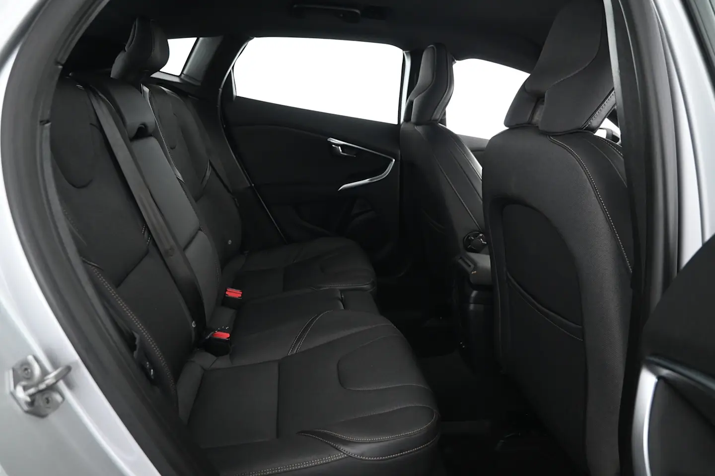 Car Image - K0ThCcFakw1bvtC0641qJ