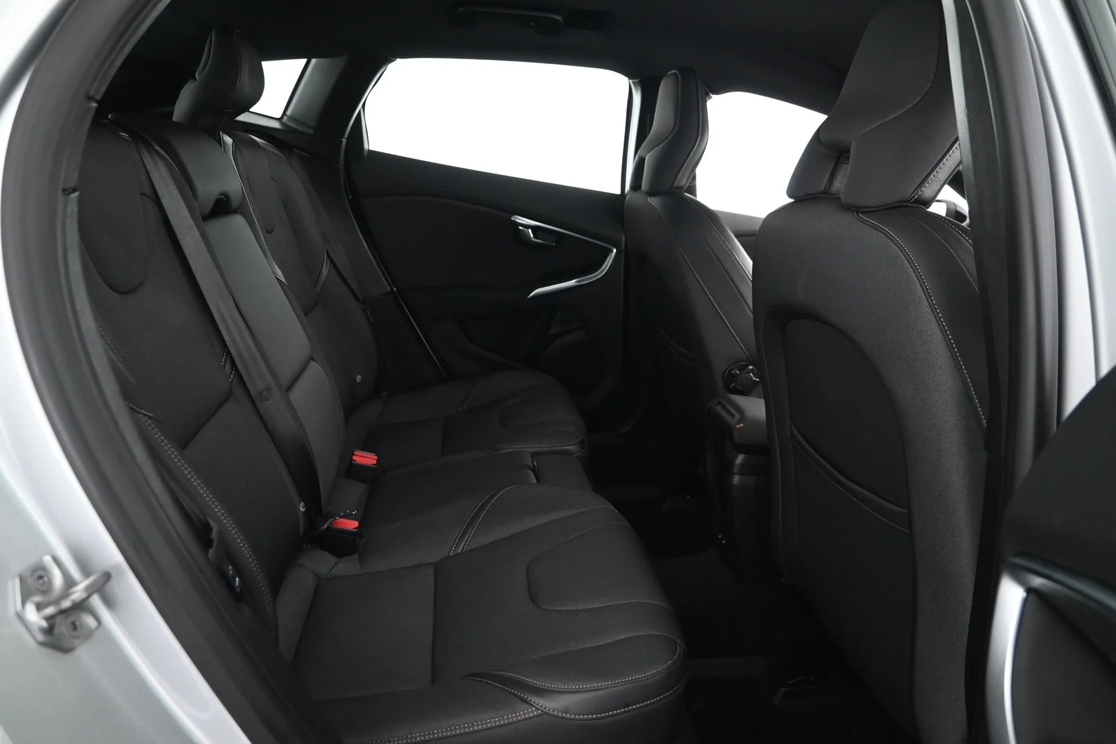 Car Image - K0ThCcFakw1bvtC0641qJ