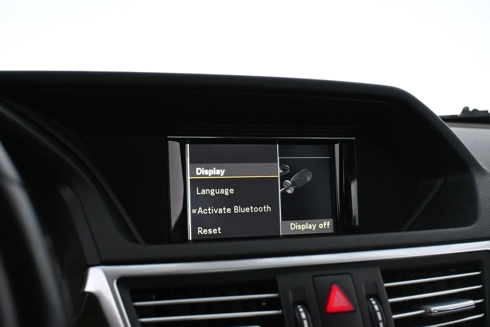 Car Image - 5iGvJ7ivN98qG8GP0Kz0sg