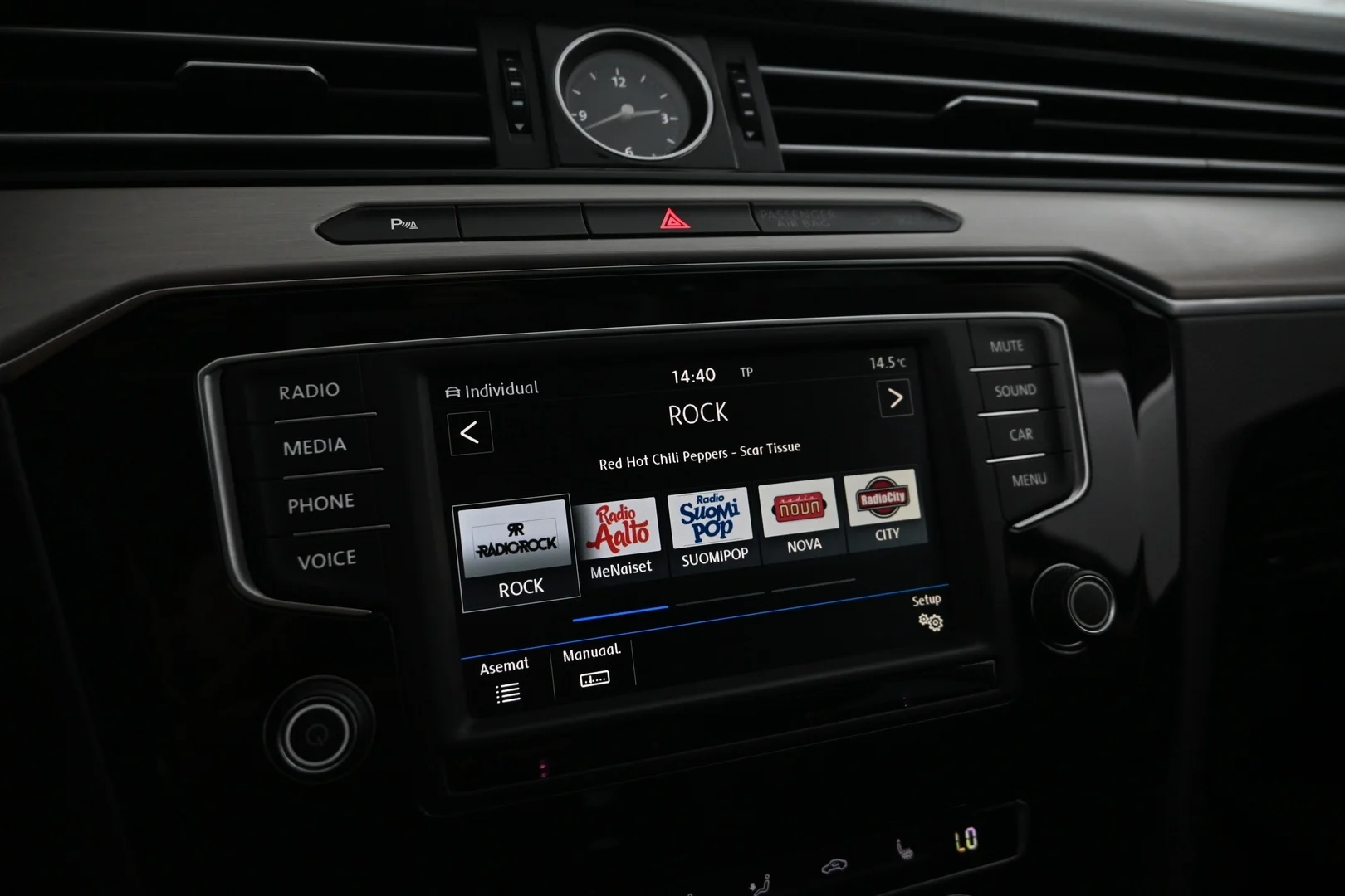 Car Image - 5wxplT5sKTbbz5Ekp2Jpn9