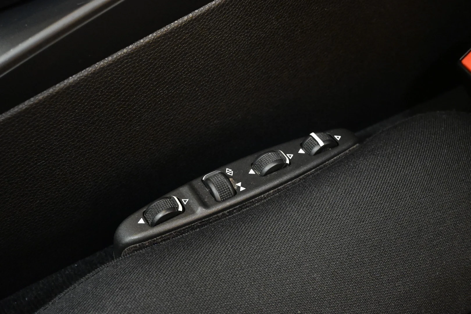 Car Image - 2aU1QU2WdqsHEtWfQC4Qkw