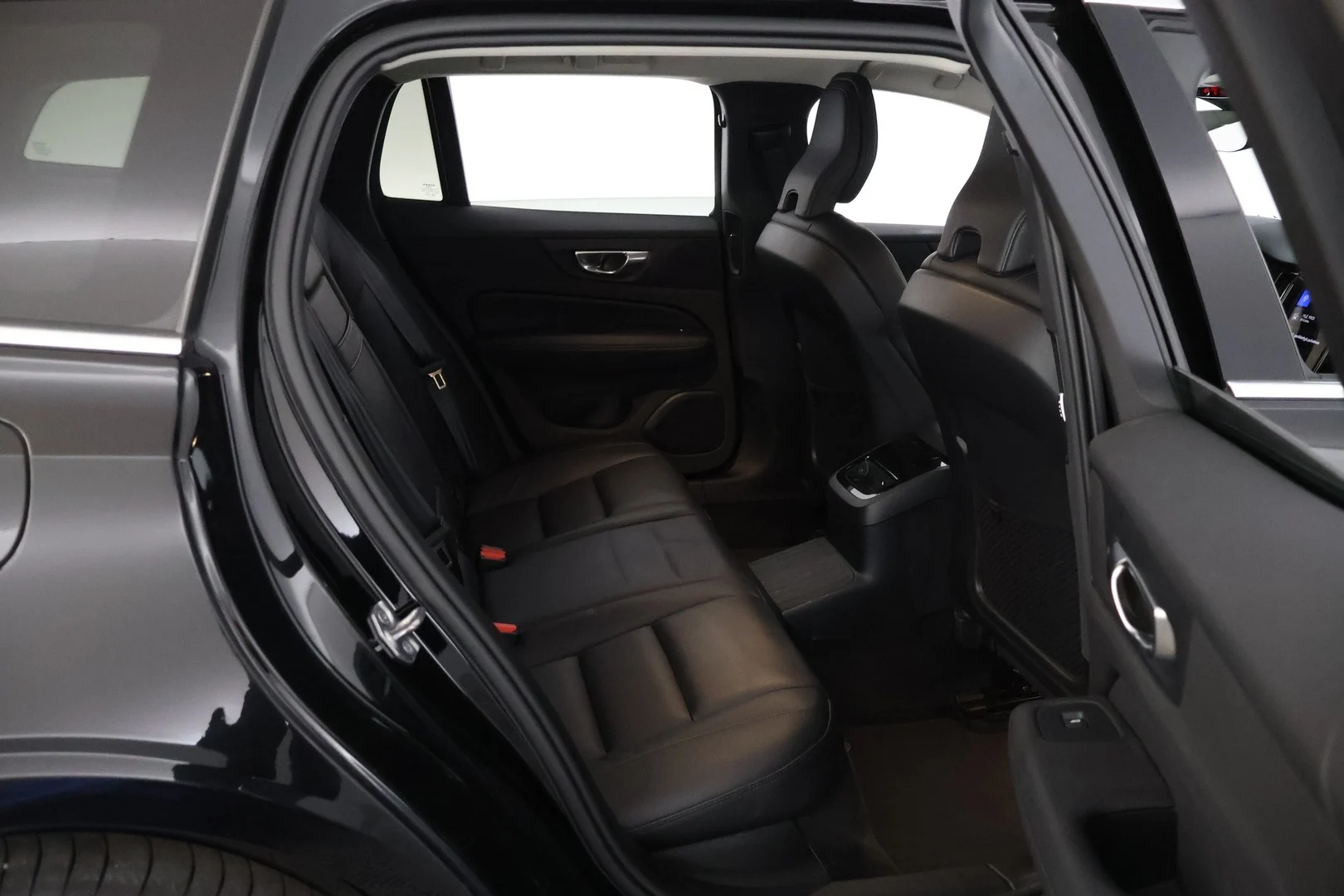 Car Image - 4FmQohBU7oJ3rTOBPMEHA7